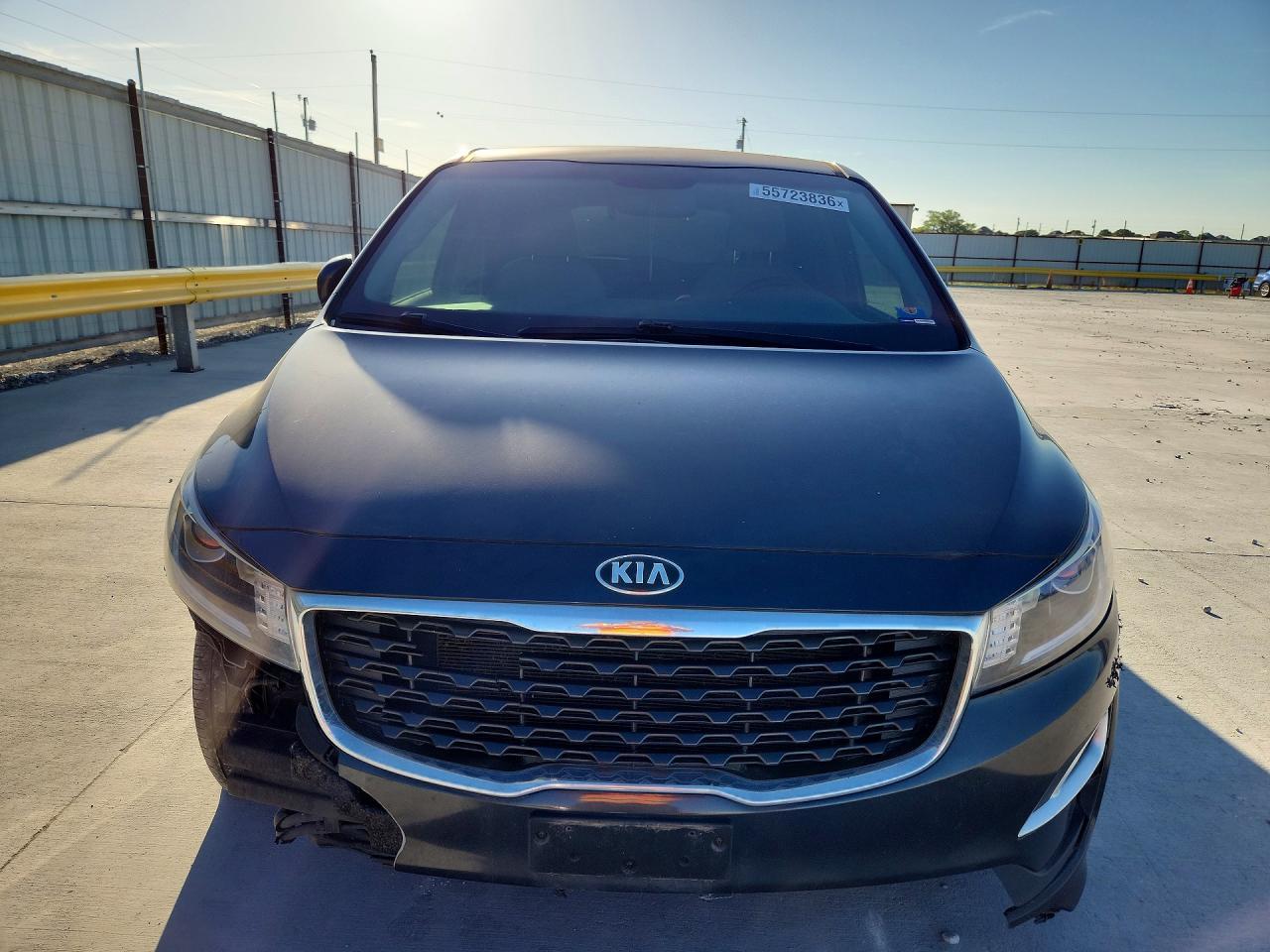 2021 KIA SEDONA