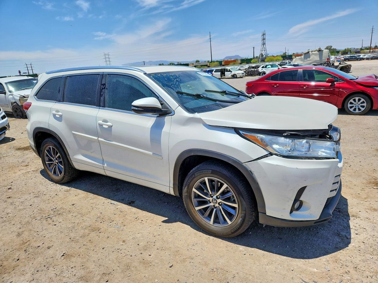2018 TOYOTA HIGHLANDER