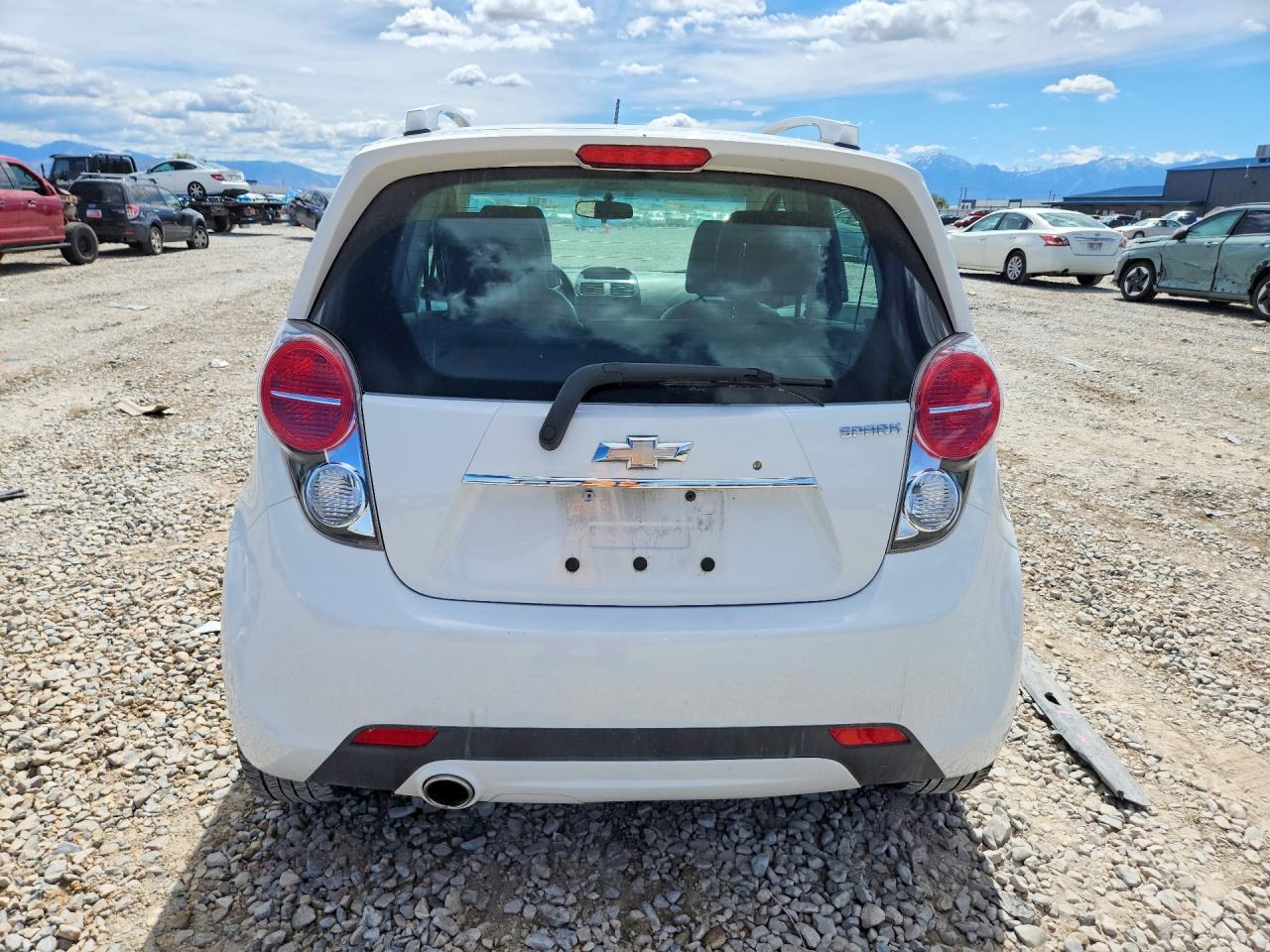 2015 CHEVROLET Spark