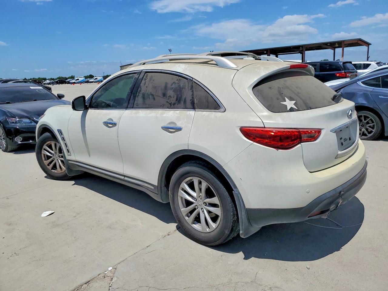 2013 INFINITI FX37