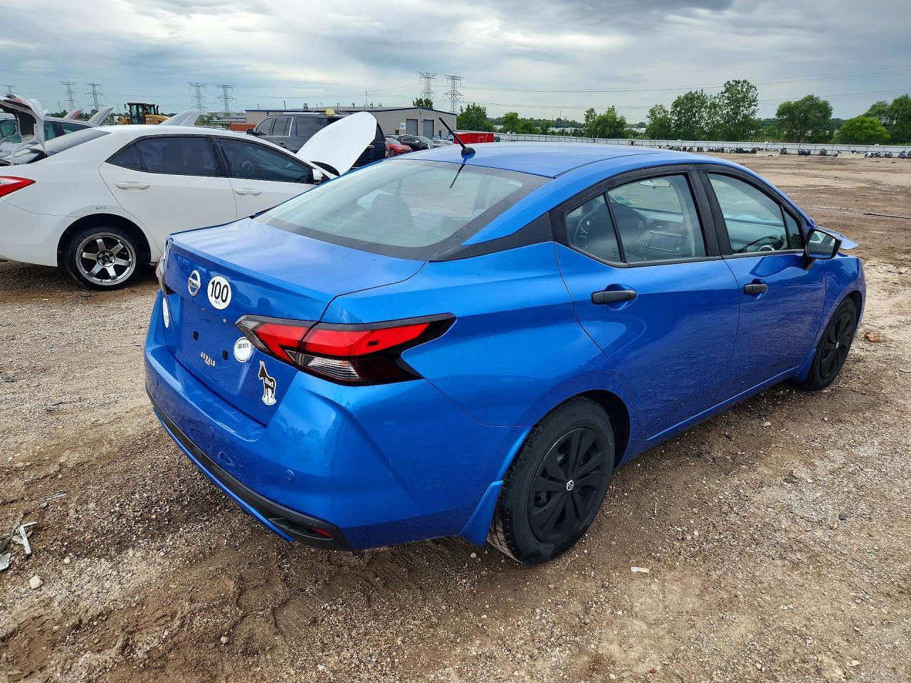 2020 NISSAN VERSA