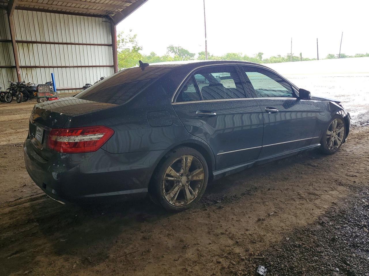 2013 MERCEDES-BENZ E-Class
