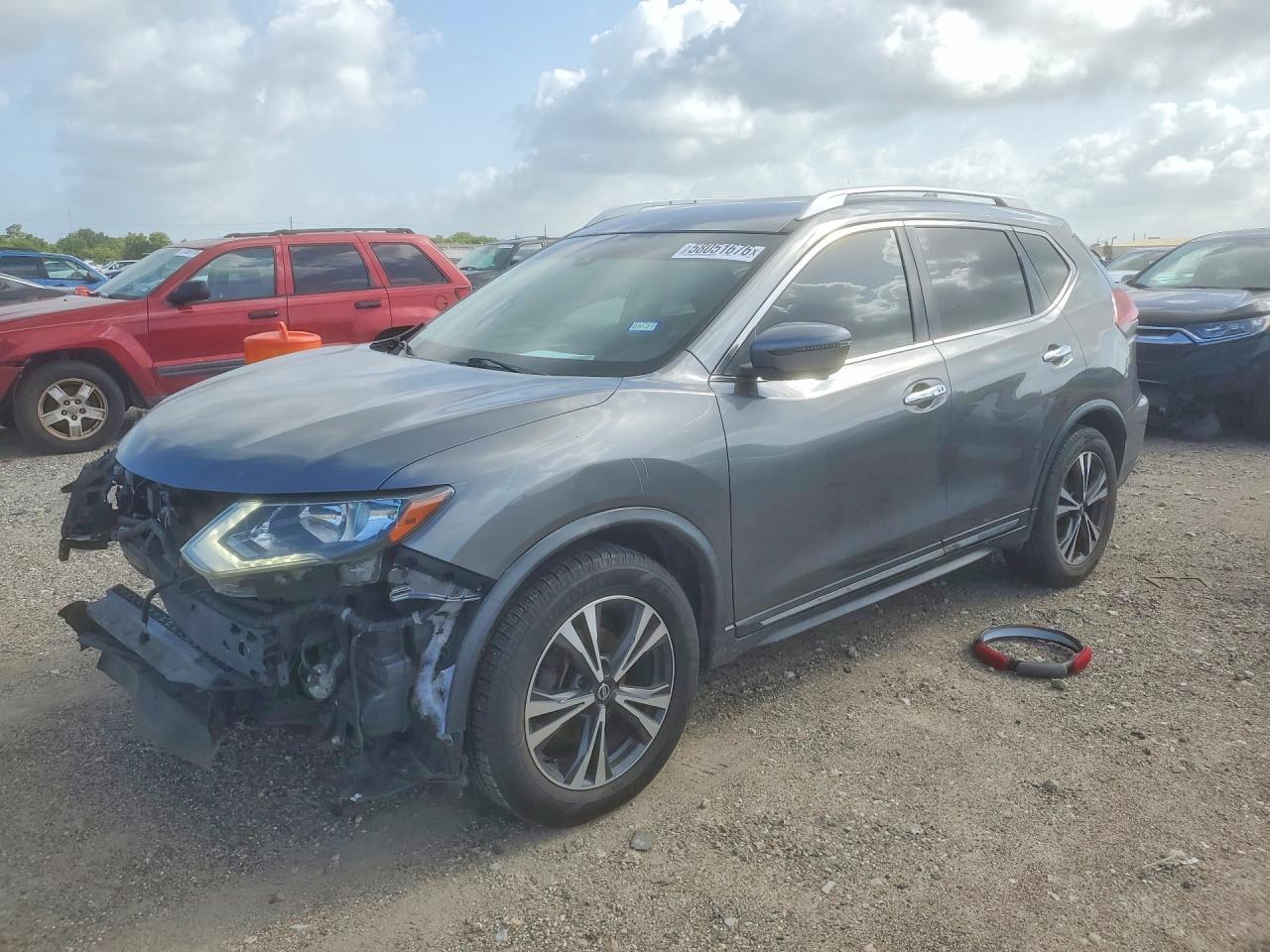 2018 NISSAN ROGUE