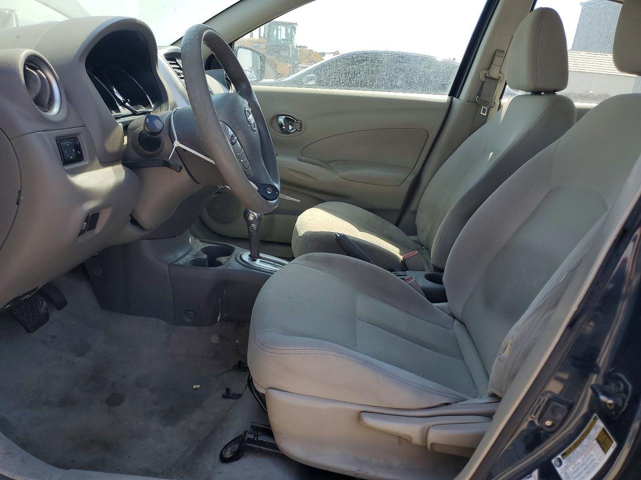 2016 NISSAN VERSA