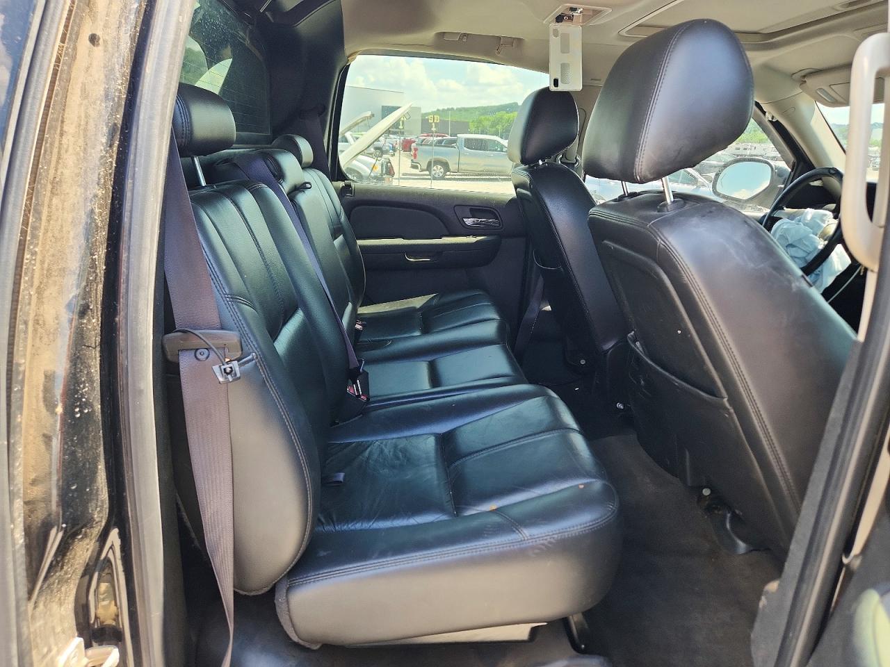 2011 CHEVROLET Avalanche