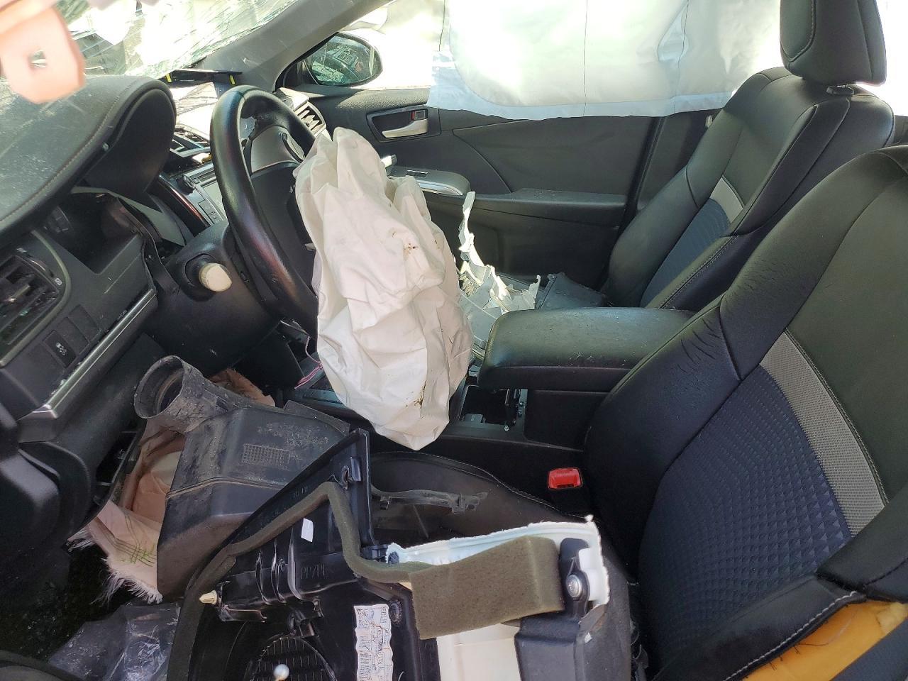 2013 TOYOTA CAMRY