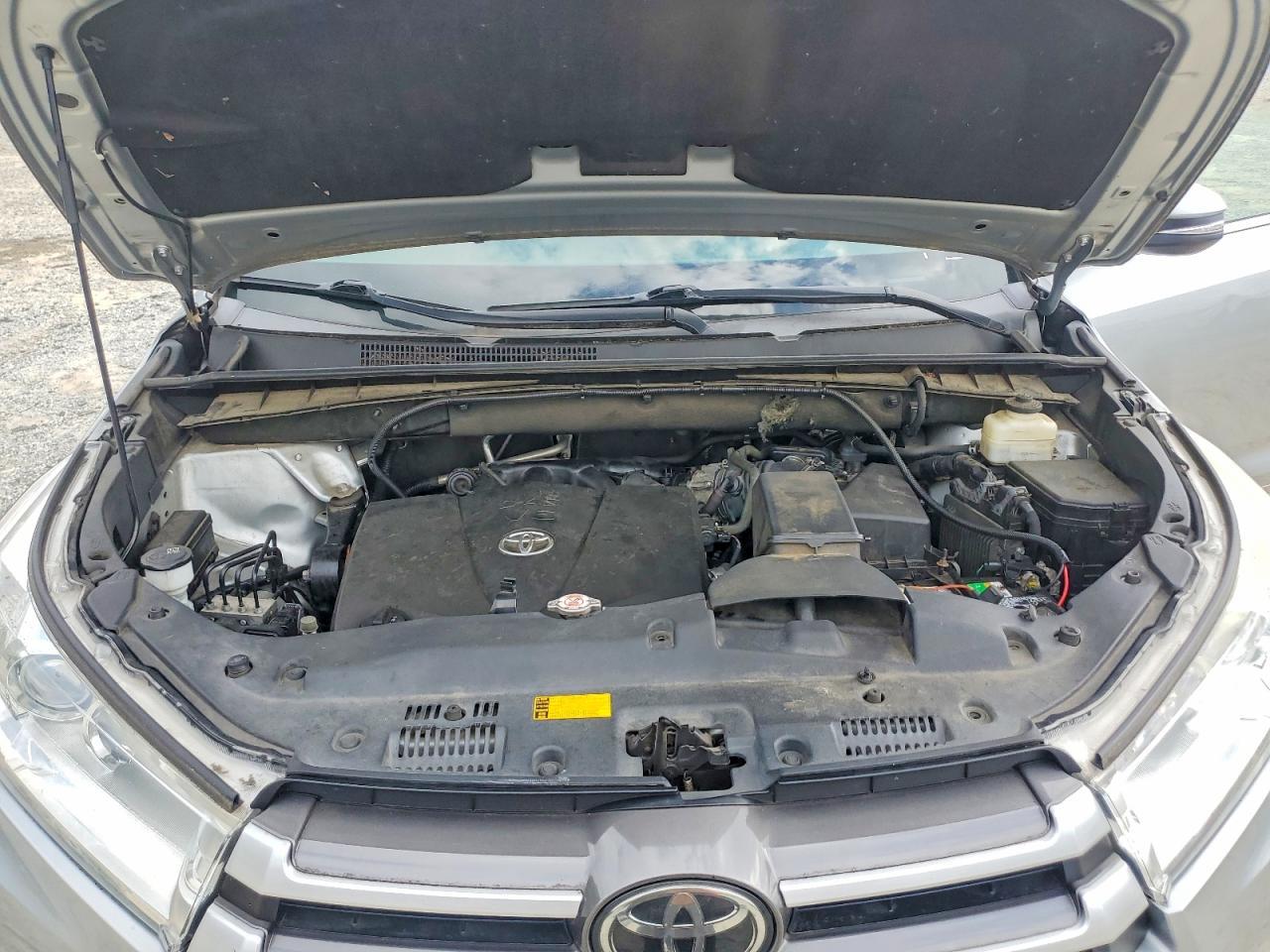 2018 TOYOTA HIGHLANDER