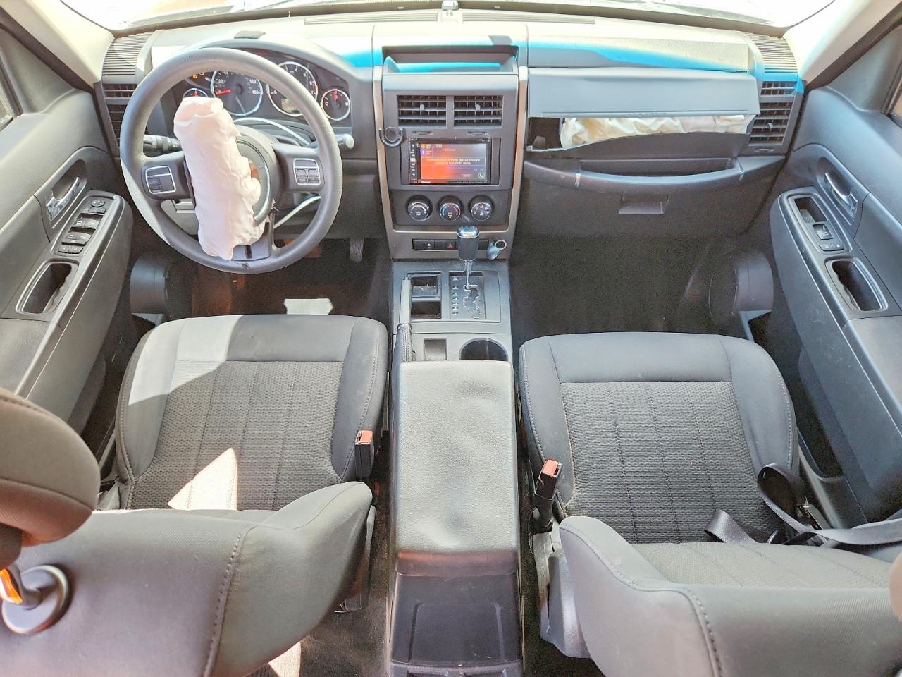 2012 JEEP Liberty