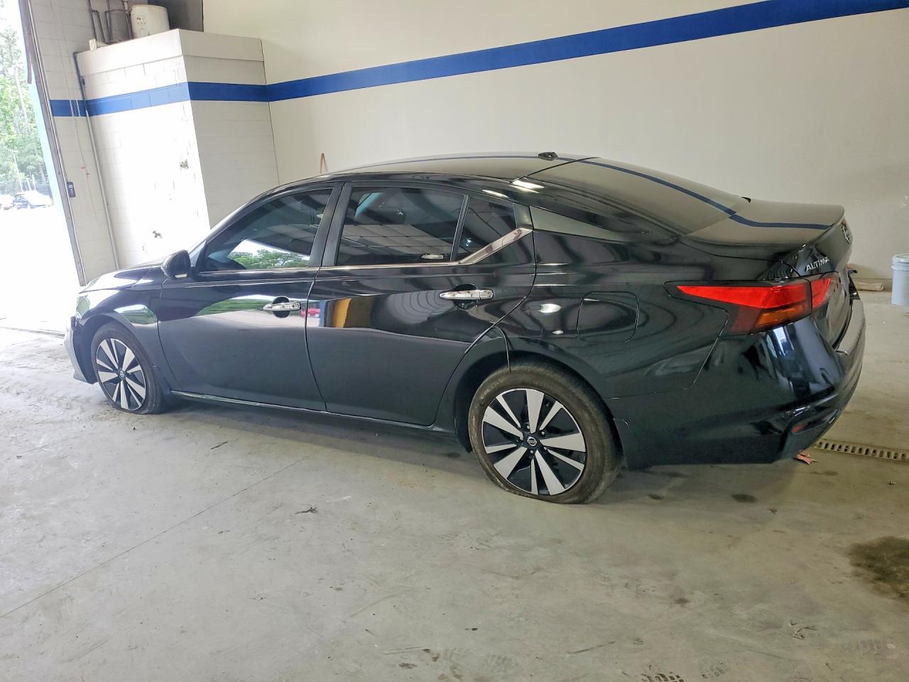 2021 NISSAN ALTIMA