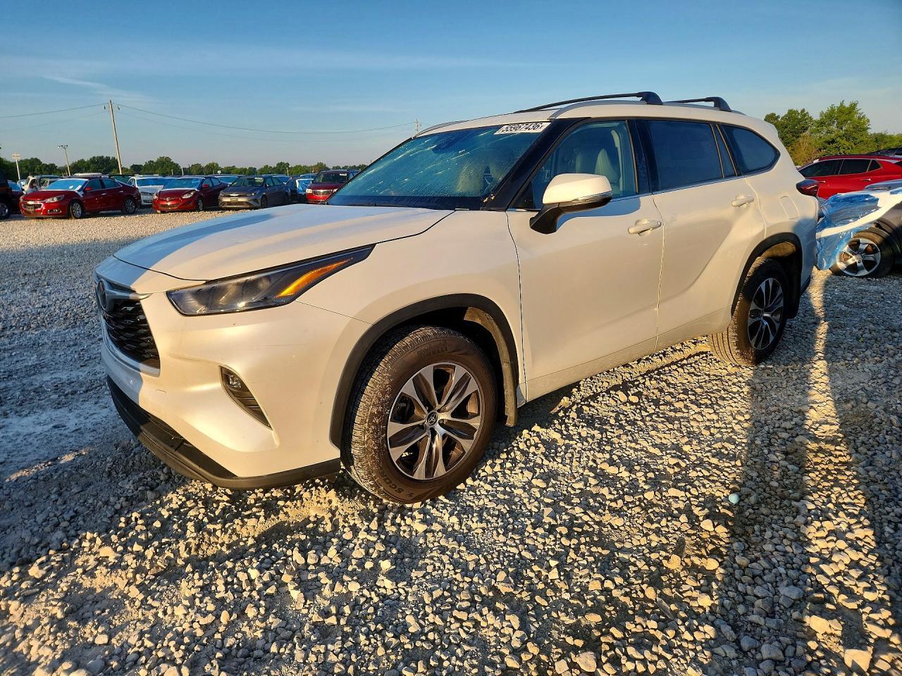 2022 TOYOTA HIGHLANDER