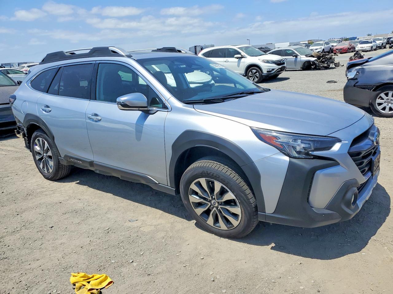 2024 SUBARU Outback