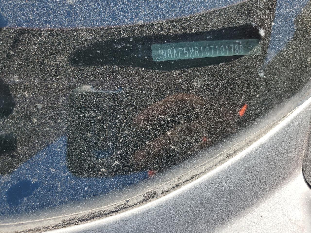 2012 NISSAN Juke