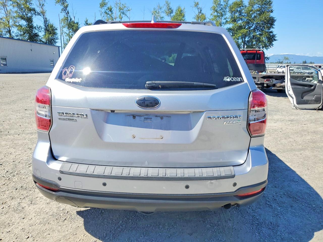 2016 SUBARU FORESTER
