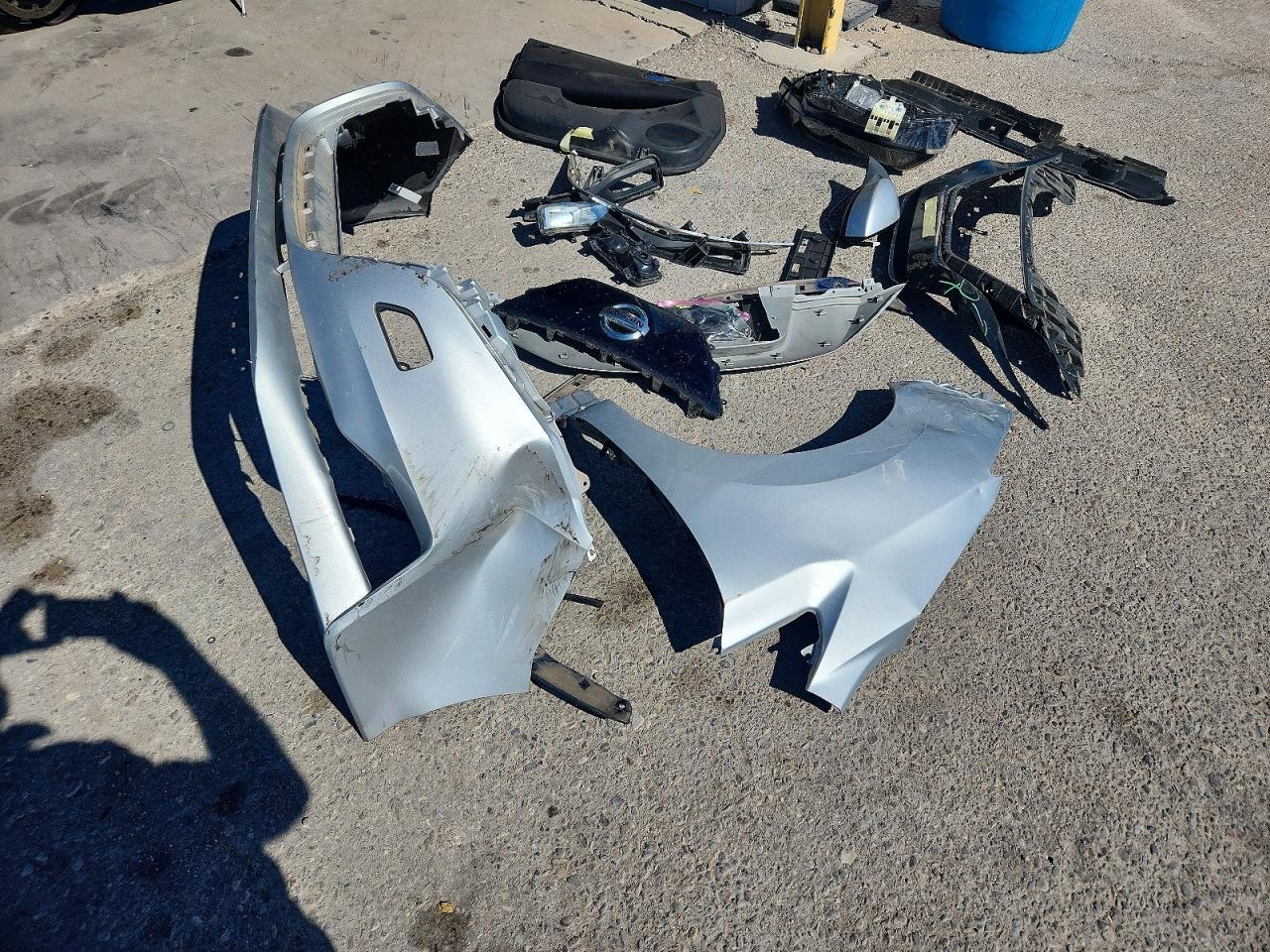 2019 NISSAN LEAF