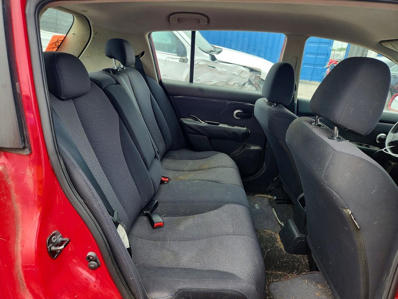2009 NISSAN VERSA