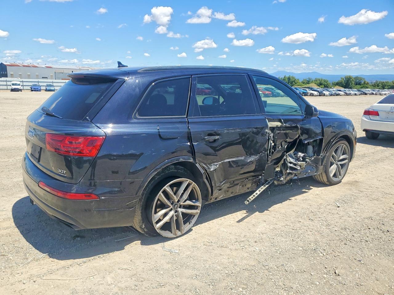 2018 AUDI Q7
