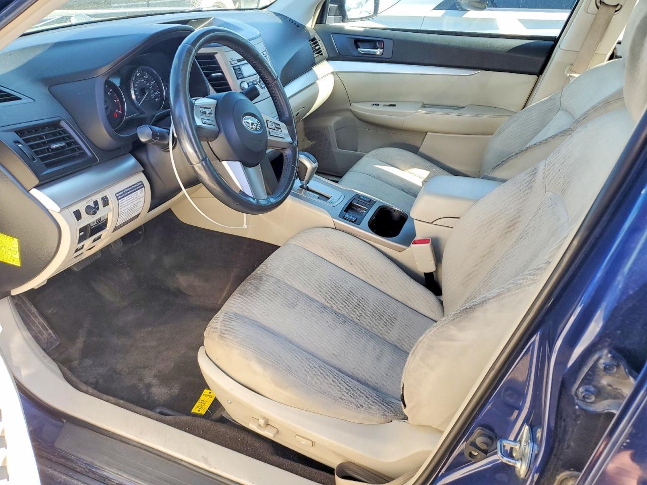 2011 SUBARU Legacy