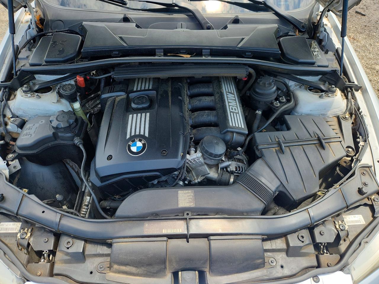 2011 BMW 3 SERIES