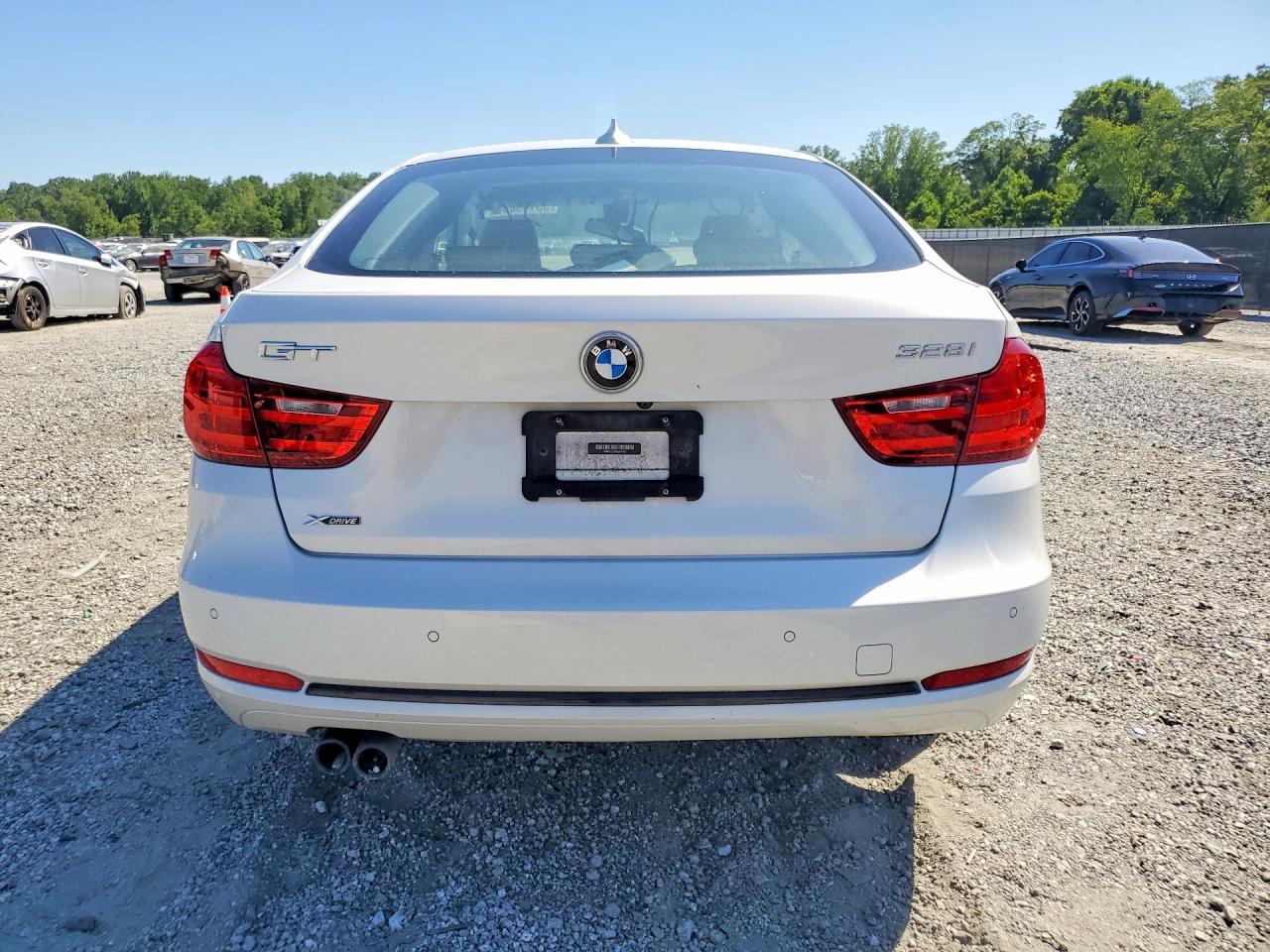 2016 BMW 3 SERIES