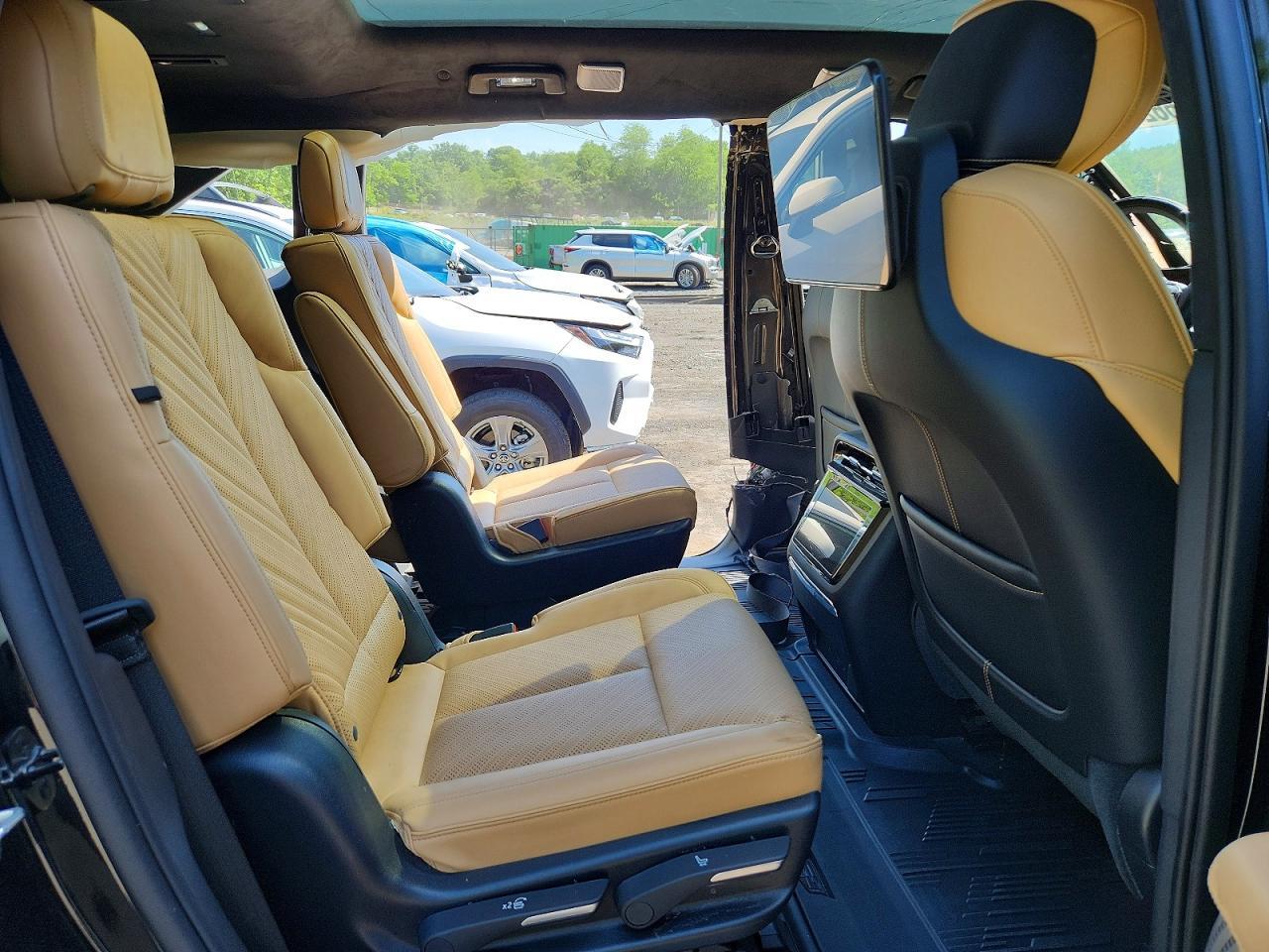 2025 CADILLAC ESCALADE