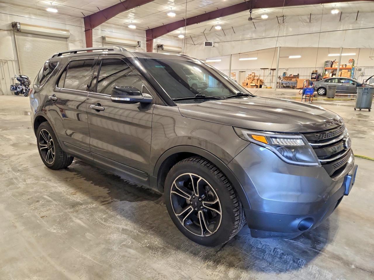 2015 FORD Explorer Sport Trac