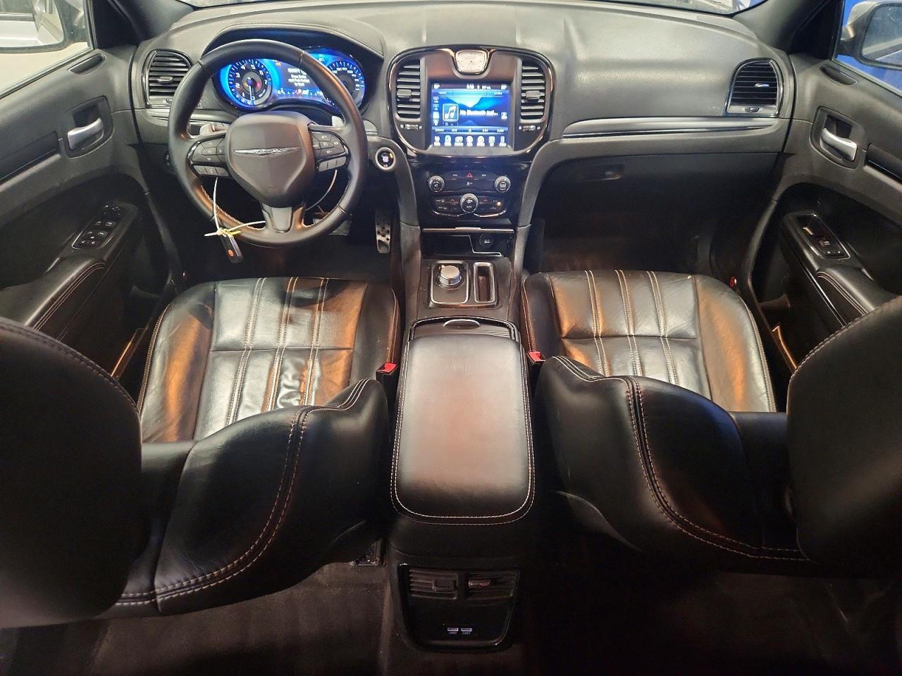 2016 CHRYSLER 300