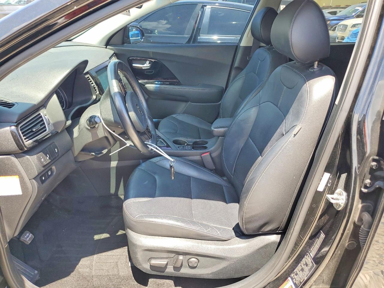 2017 KIA Niro