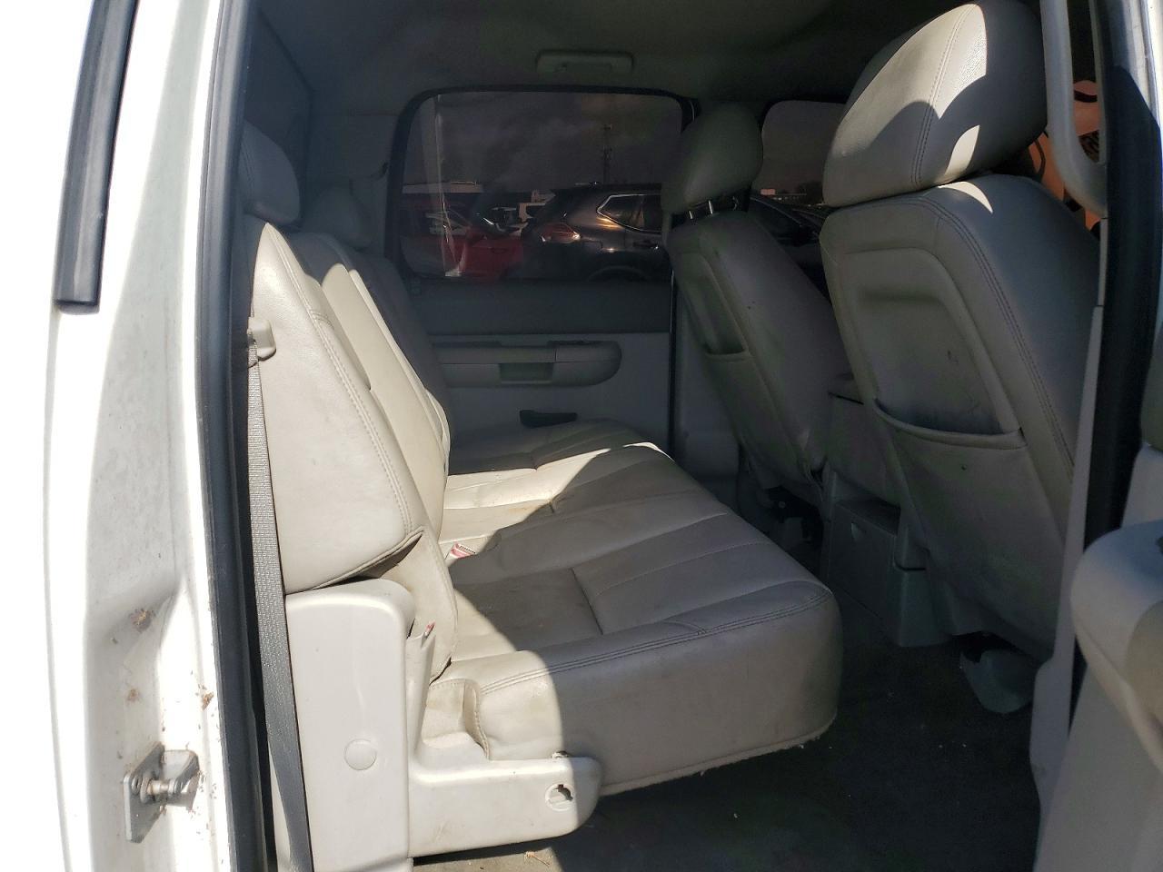 2012 CHEVROLET Silverado 2500