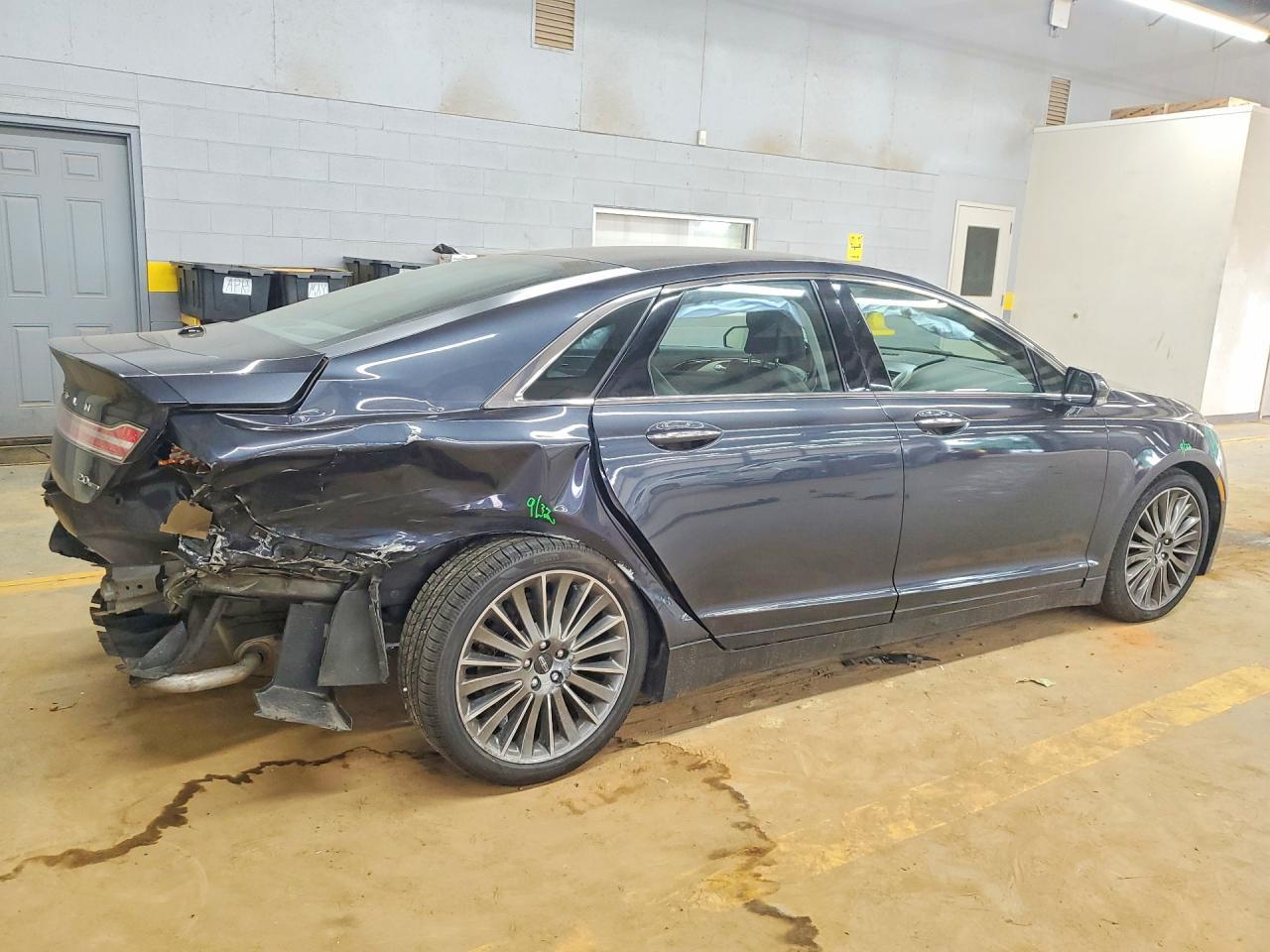 2013 LINCOLN MKZ