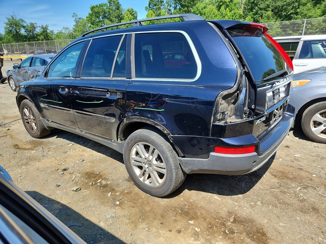 2010 VOLVO XC90