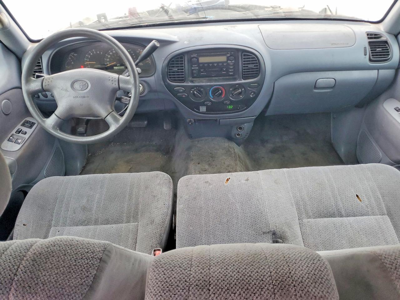 2002 TOYOTA TUNDRA