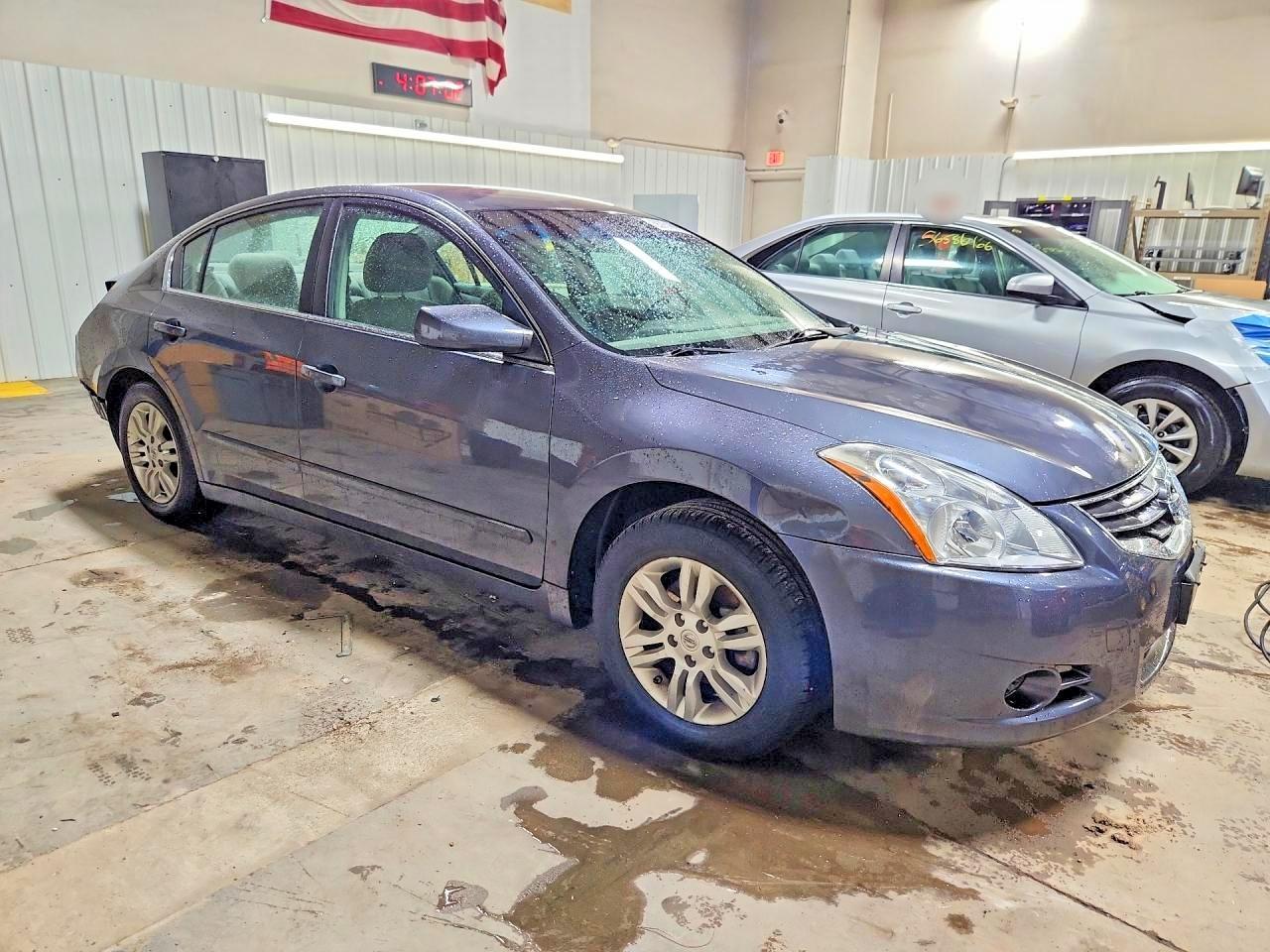 2010 NISSAN ALTIMA