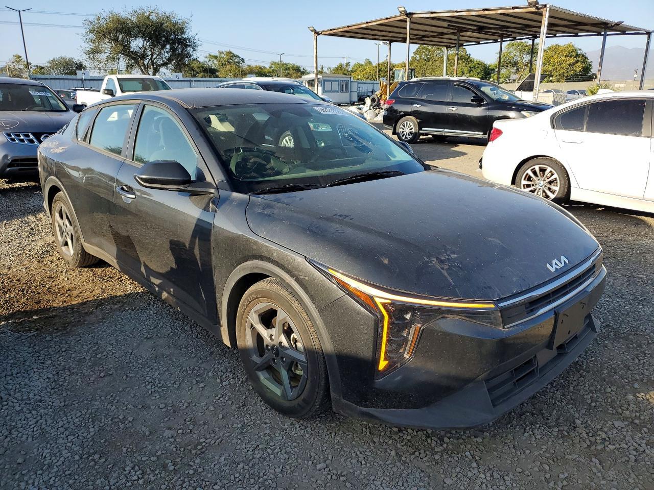 2025 KIA K4