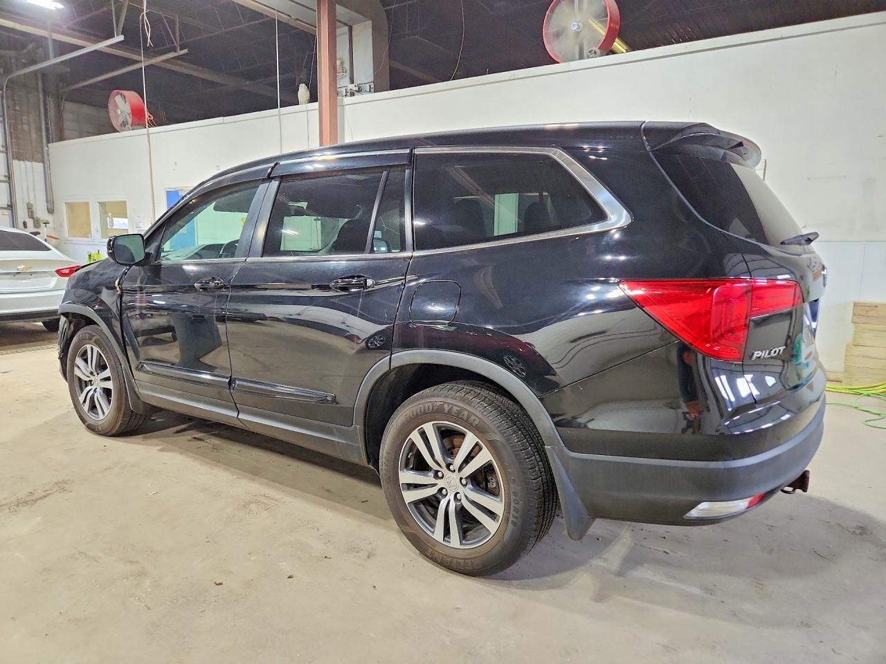 2017 HONDA PILOT