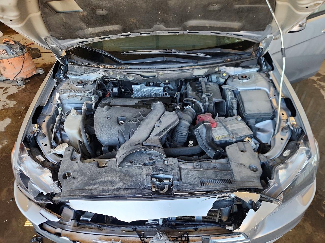 2015 MITSUBISHI LANCER
