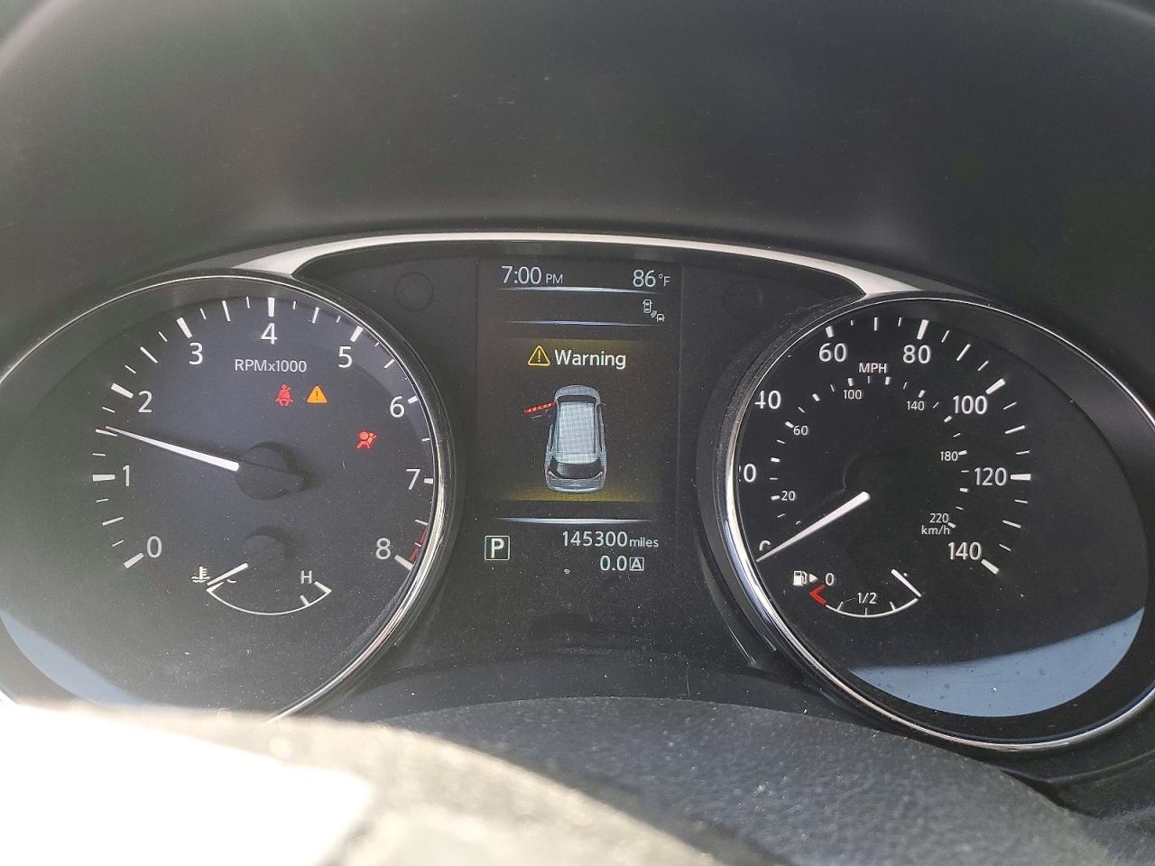 2015 NISSAN ROGUE