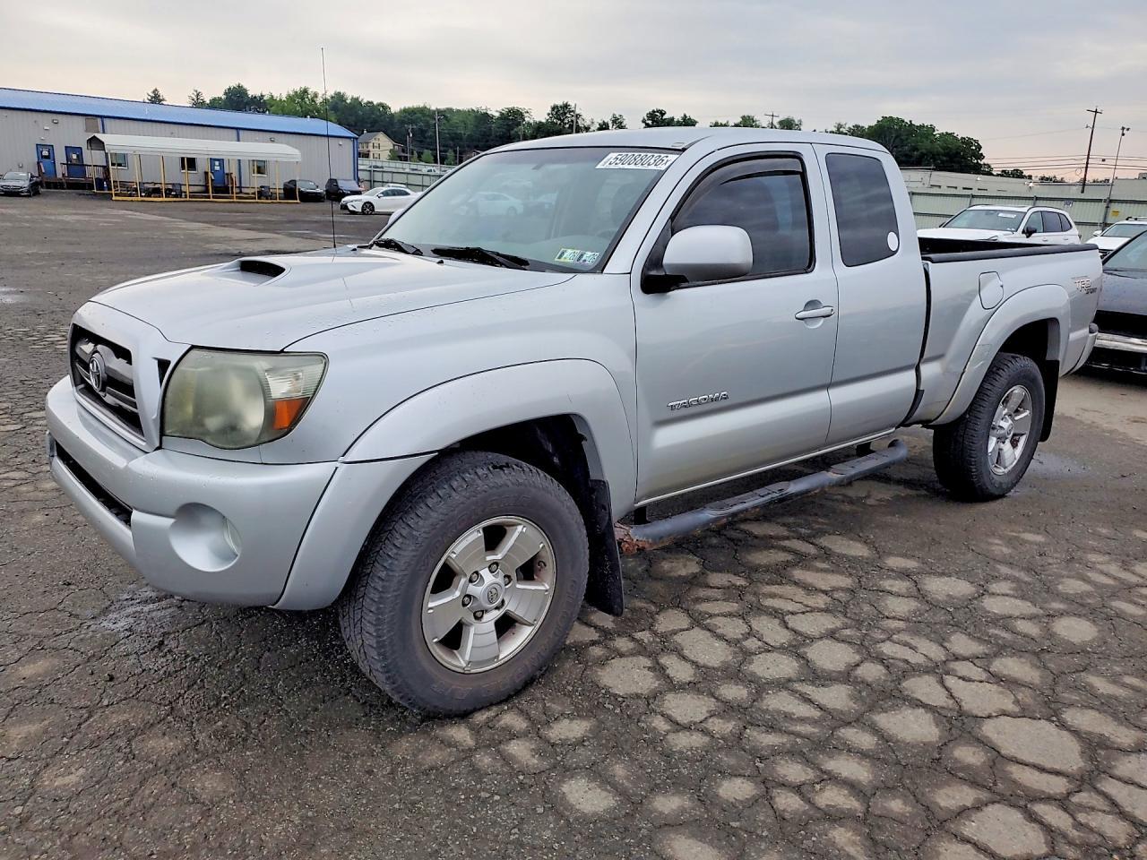 2010 TOYOTA TACOMA