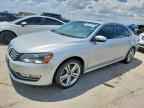 2014 VOLKSWAGEN Passat