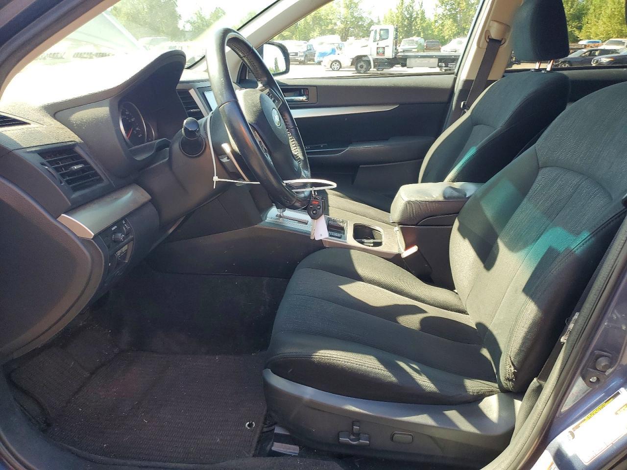 2014 SUBARU Outback