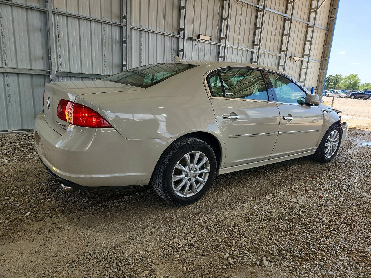 2010 BUICK Lucerne