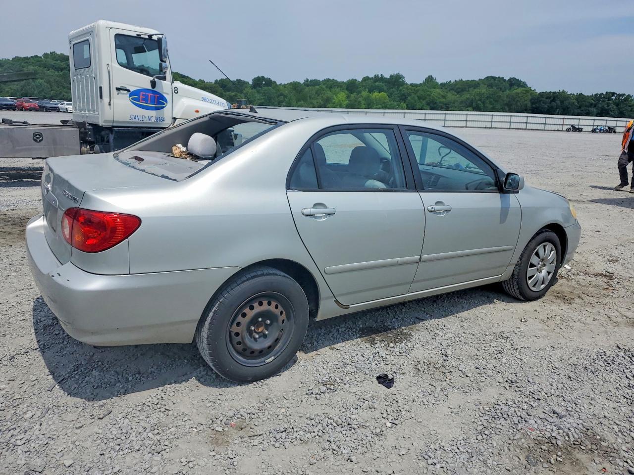 2004 TOYOTA COROLLA