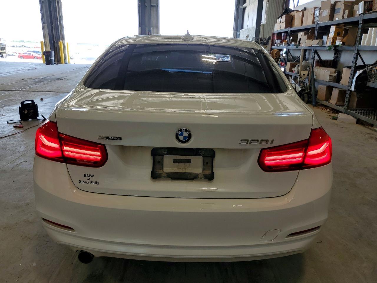 2018 BMW 3 SERIES