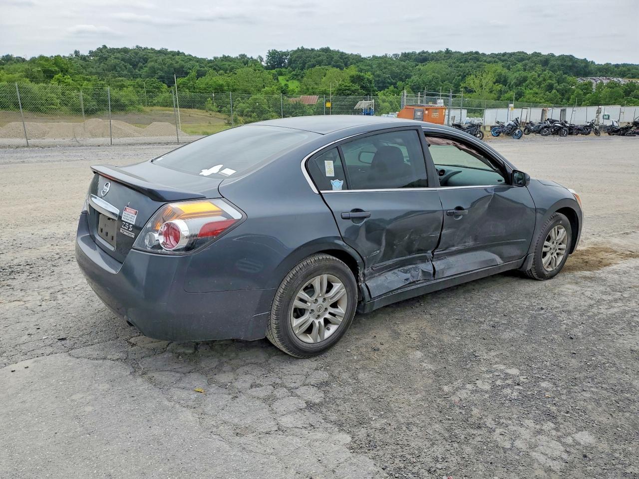 2011 NISSAN ALTIMA