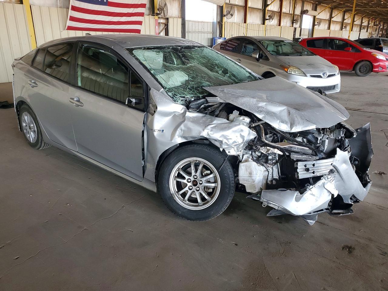 2019 TOYOTA PRIUS