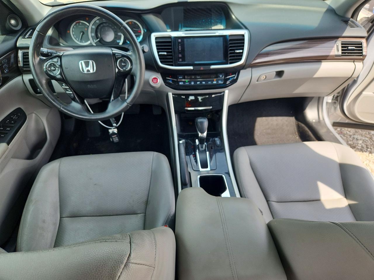 2017 HONDA ACCORD