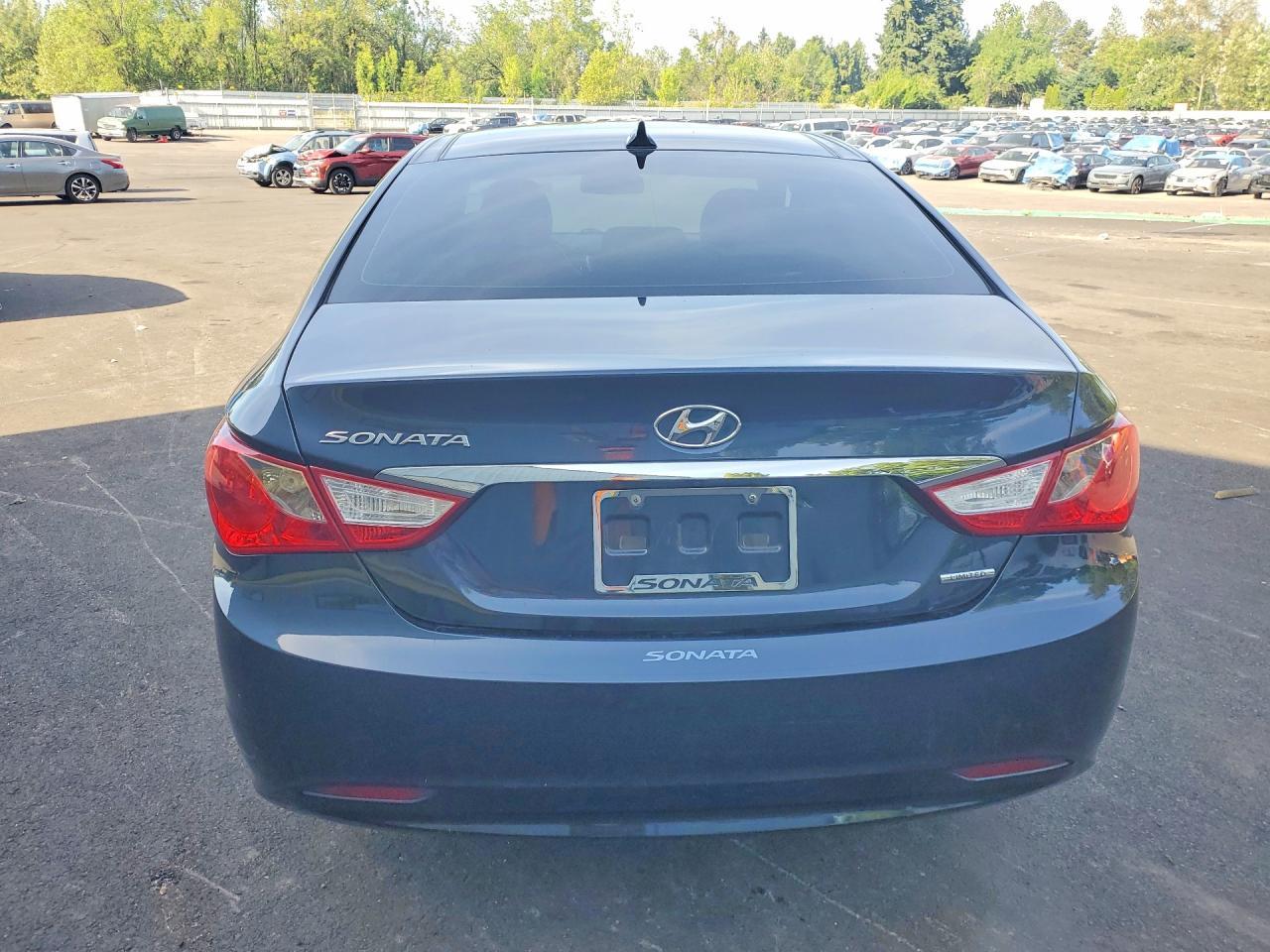 2013 HYUNDAI SONATA