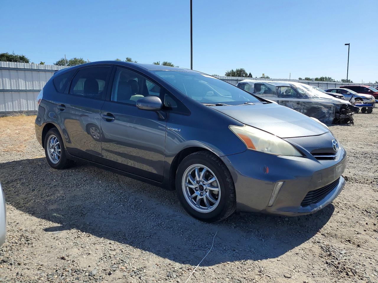 2012 TOYOTA PRIUS V