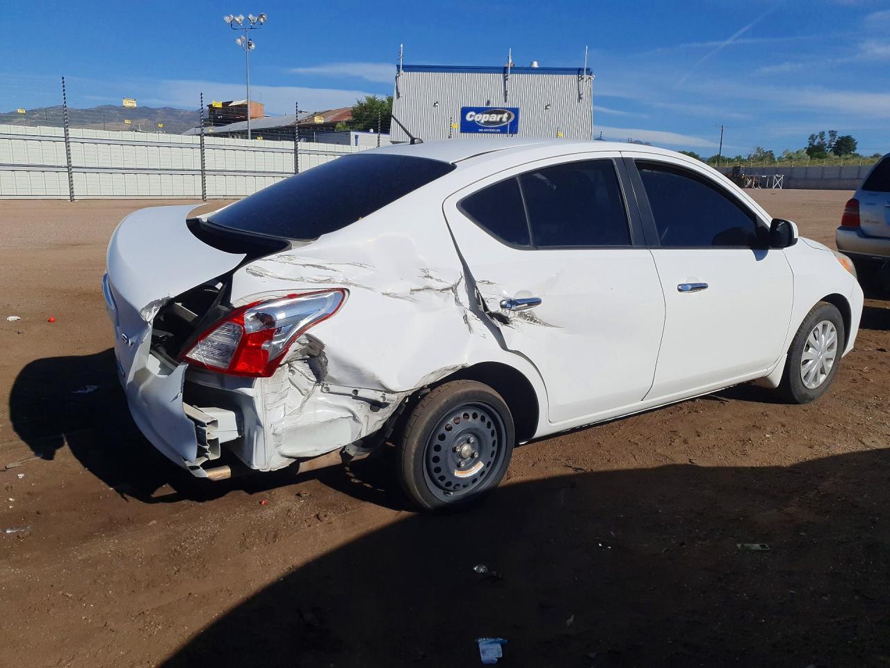 2012 NISSAN VERSA