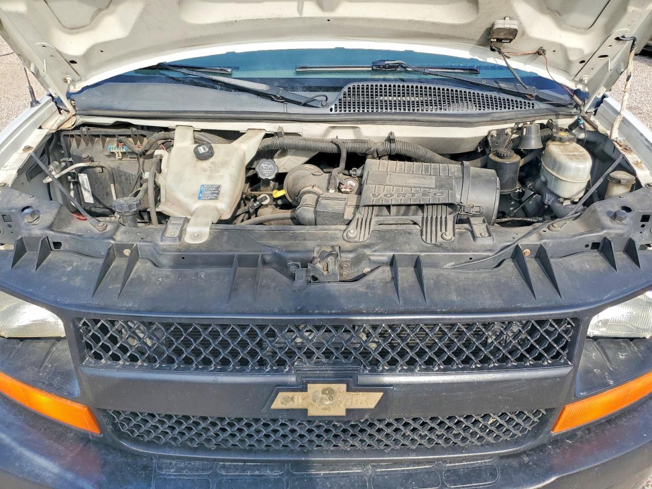 2010 CHEVROLET EXPRESS 2500