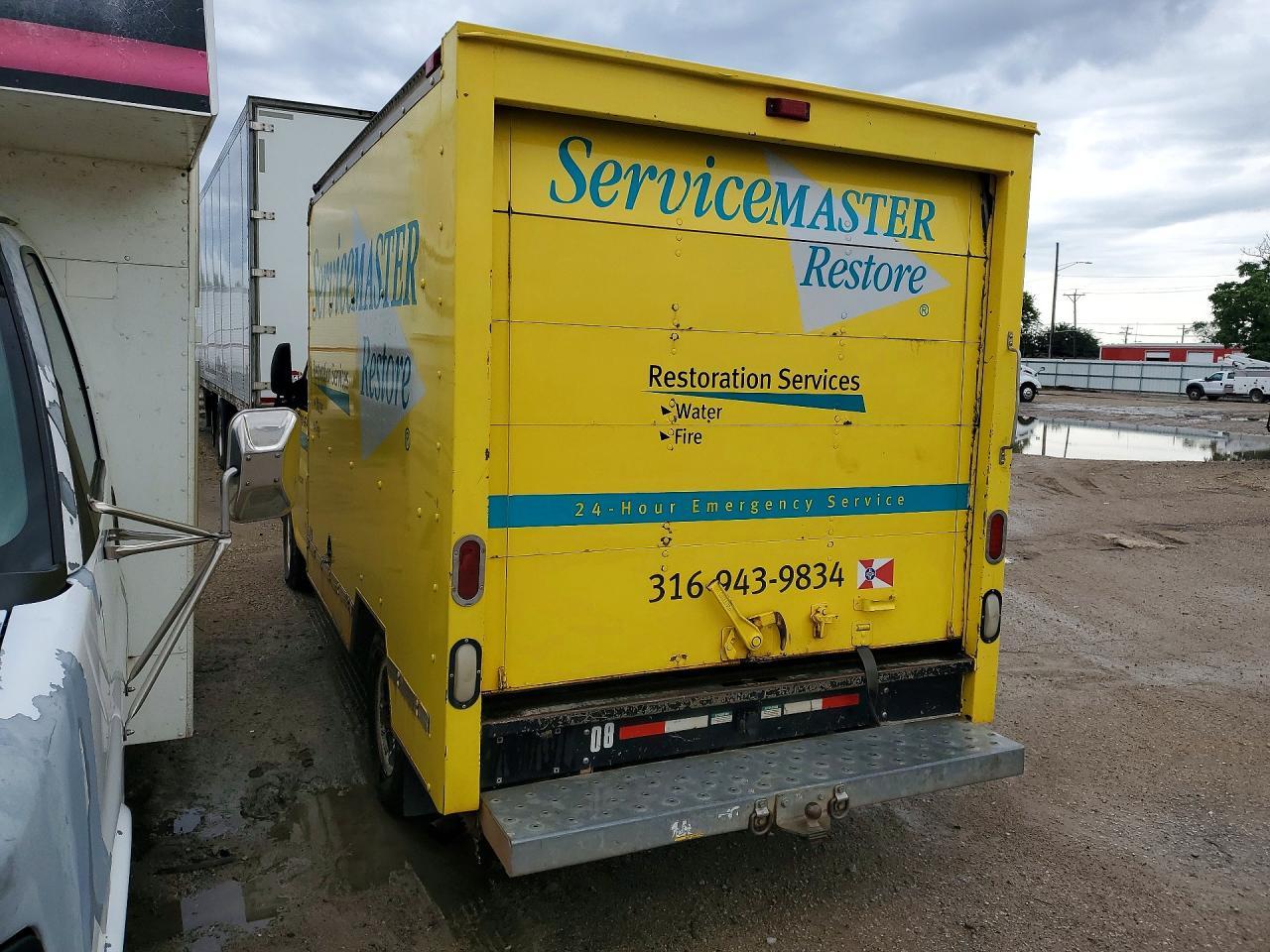 2008 GM Medium Duty/box Trucks
